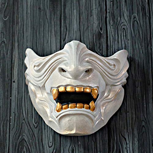 white mempo mask