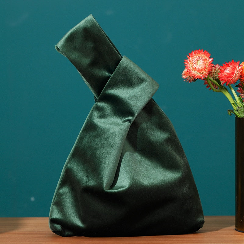 winter retro knot bag