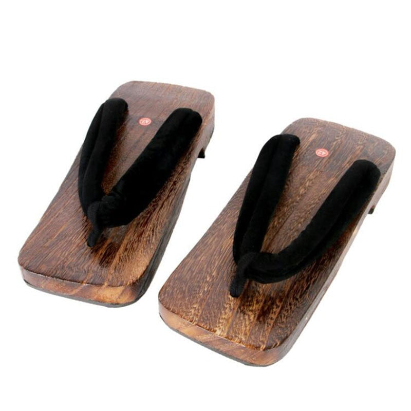 flat foot wooden sandals