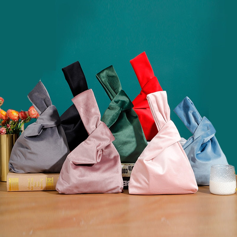 winter retro knot bag