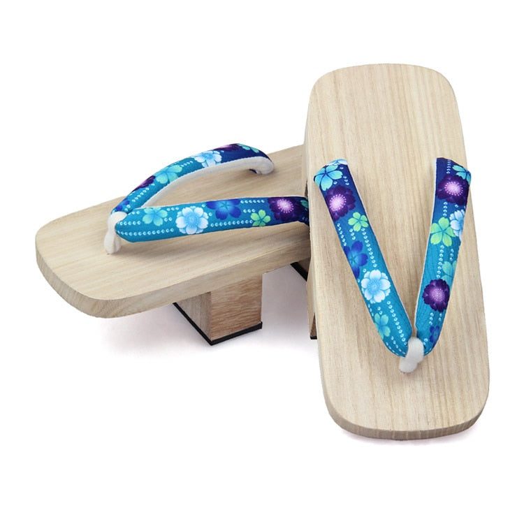 chichiri wooden sandal