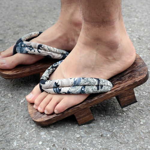 lattice japanese sandals