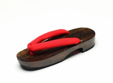 traditional japanese sandals