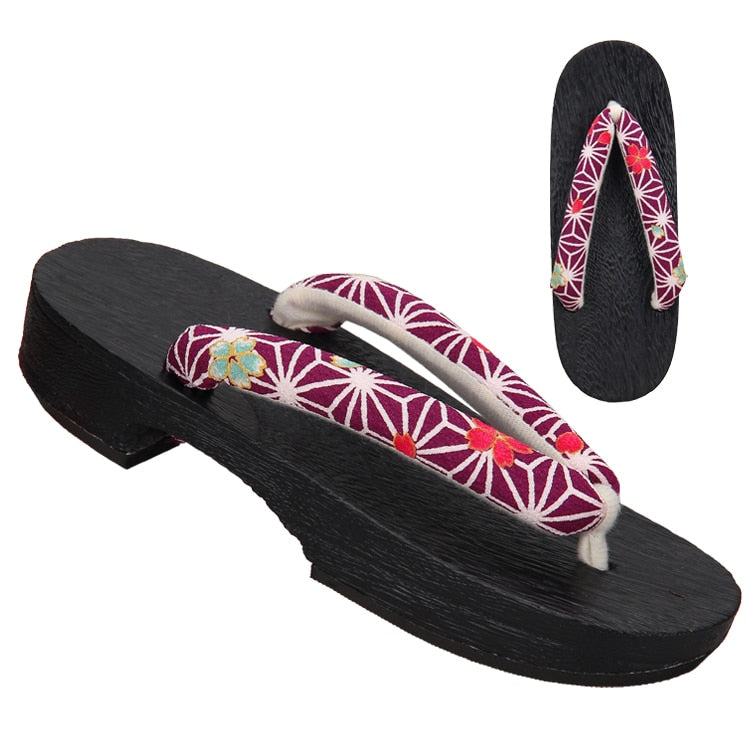 traditional japanese sandals