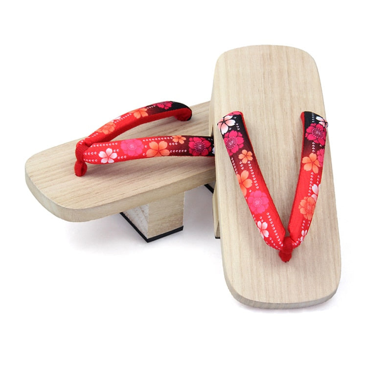 chichiri wooden sandal