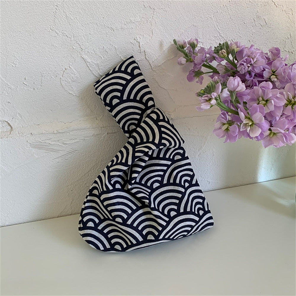 canvas sketch knot bag