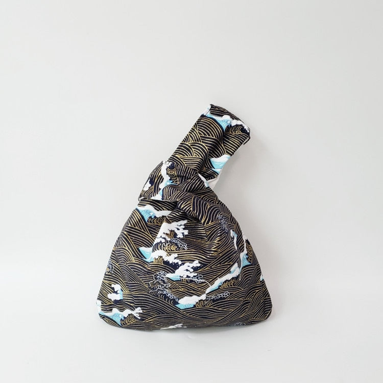 Spring glamor knot bag