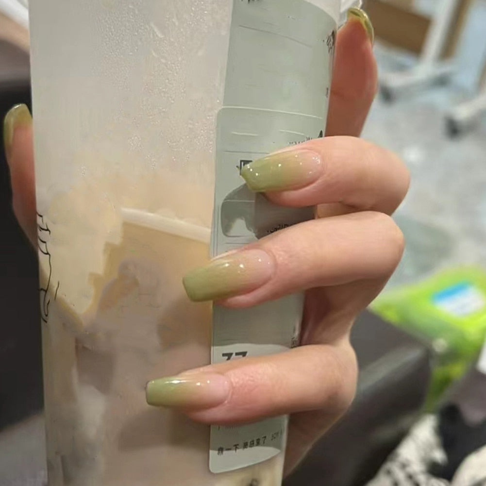 gradient color japanese nails