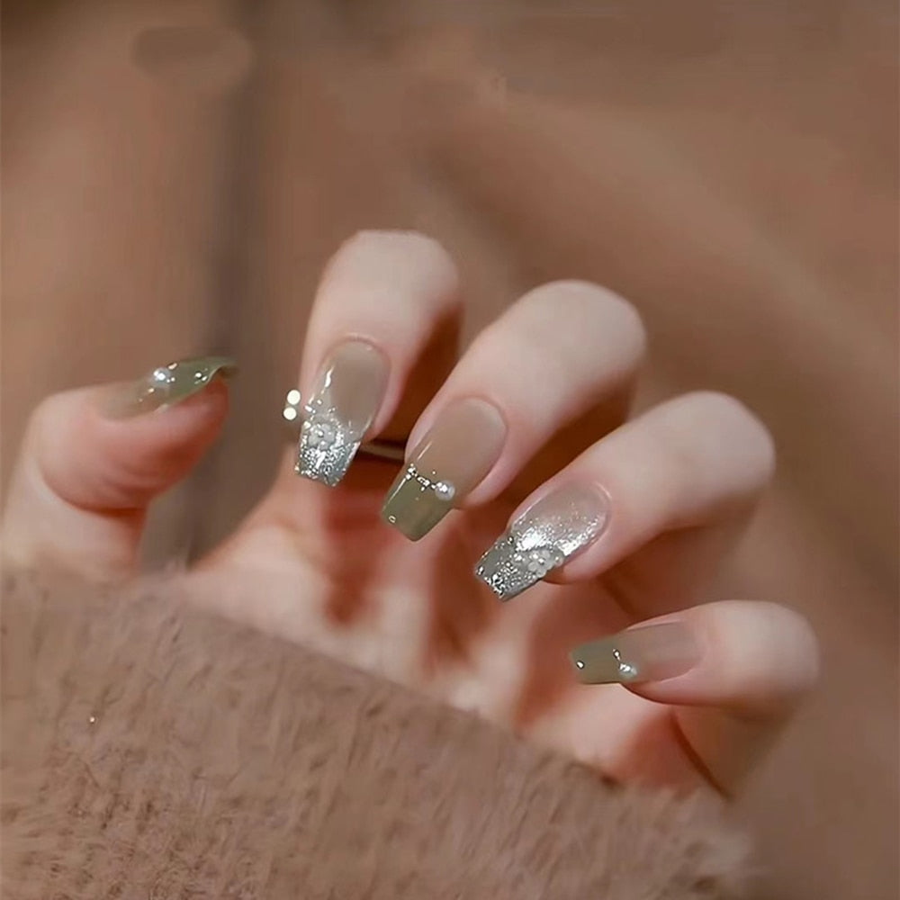 gradient color japanese nails