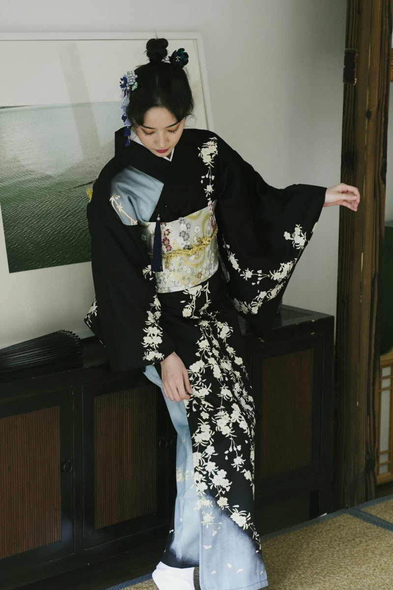 black kimono