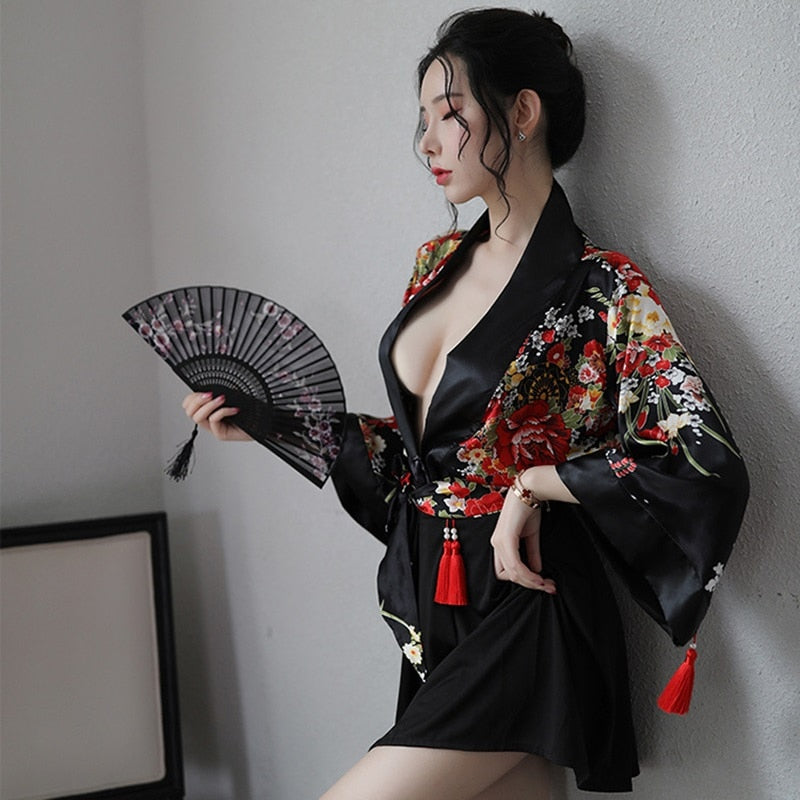 Geisha Japanese Short Kimono