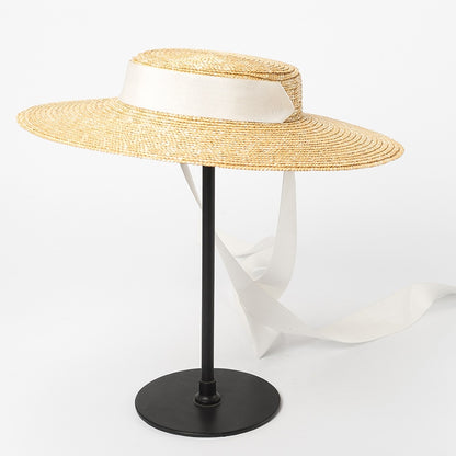 flat brim straw hat