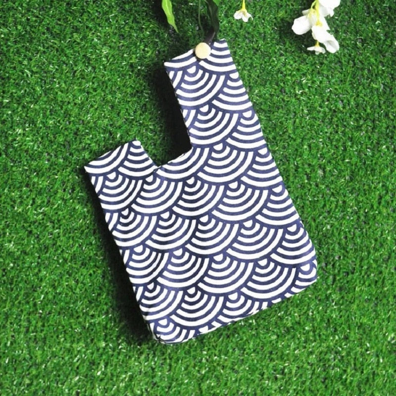 geometric pattern knot bag