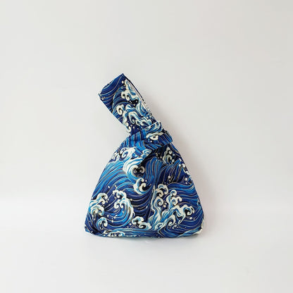 Spring glamor knot bag