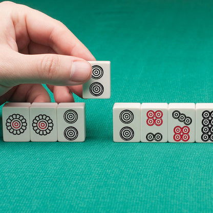 cube card board game