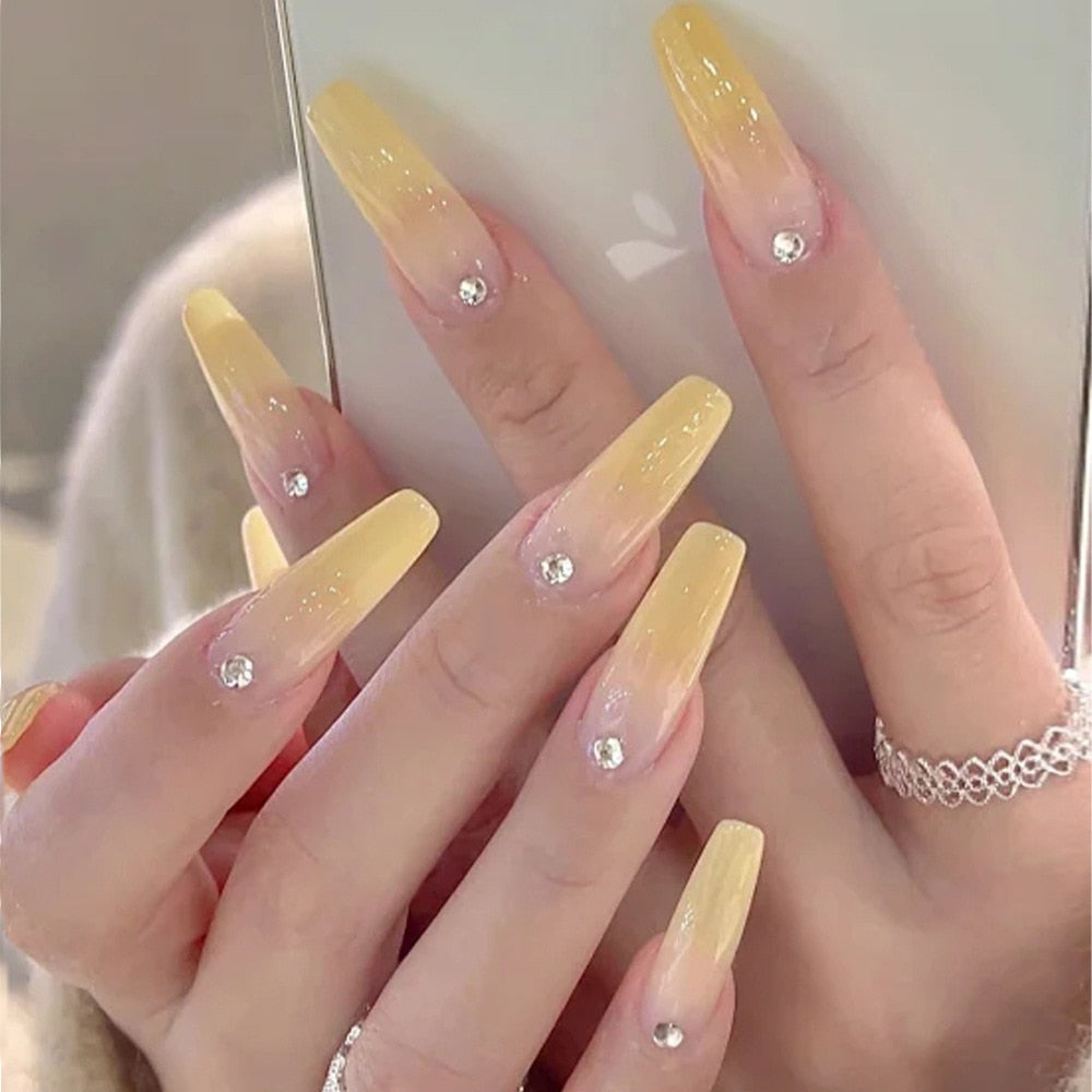 gradient color japanese nails