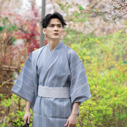 kimono traditional